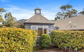 The Clocktower - Serene Stay At Herons Rise Vineyard